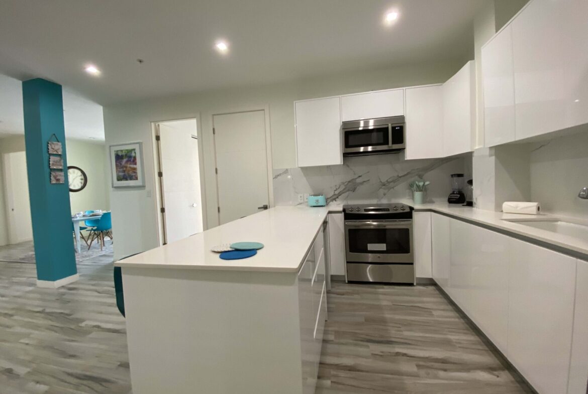 THE COVE CONDOMINIUM Unit 205, 209 - property photo 2