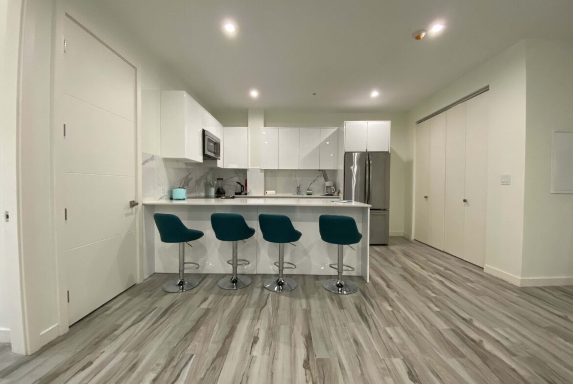 THE COVE CONDOMINIUM Unit 205, 209 - property photo 12