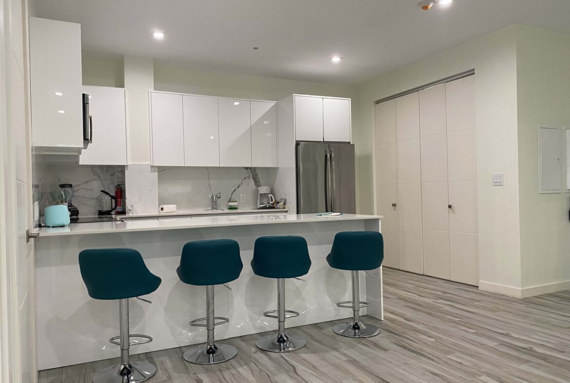 THE COVE CONDOMINIUM Unit 205, 209 - property photo 23