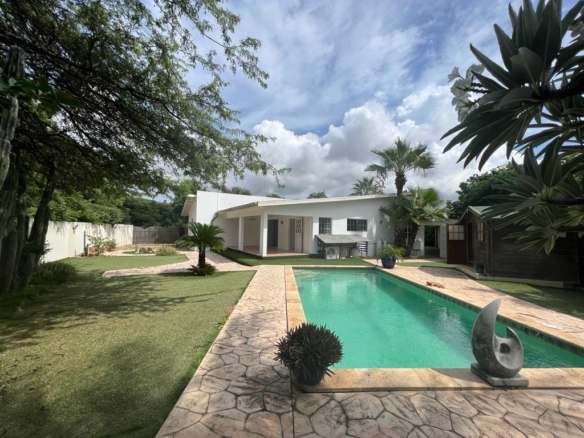 Tarabana Residence – Caya Luna