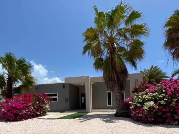 Esmeralda 113D Reduced Price  $975k to $910k