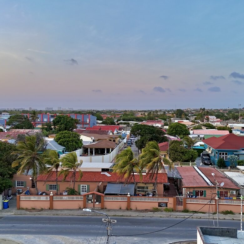 Invest in Oranjestad – 11-Unit Apartment Complex - property photo 8