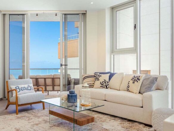 Elegant Two Bedroom Ocean View Retreat - property photo 26